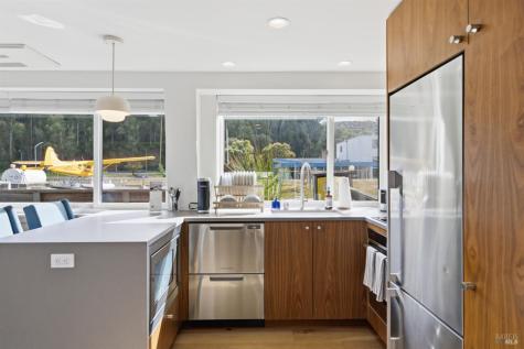 11 Commodore Marina Mill Valley CA 94941