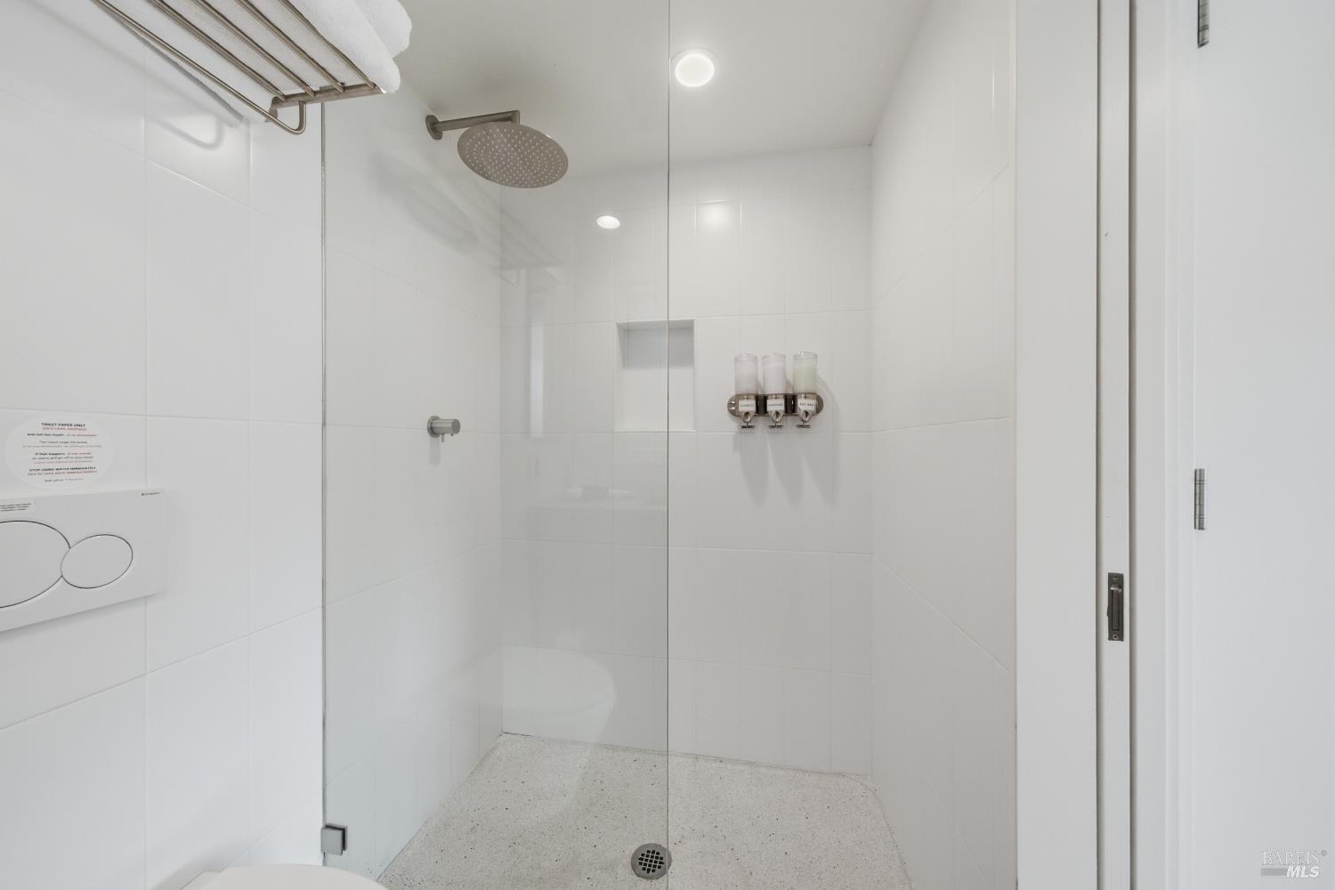11 Commodore Marina Mill Valley CA 94941