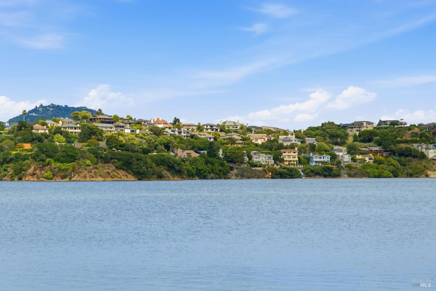 11 Commodore Marina Mill Valley CA 94941