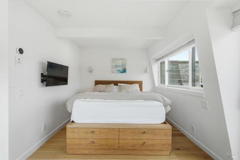 11 Commodore Marina Mill Valley CA 94941