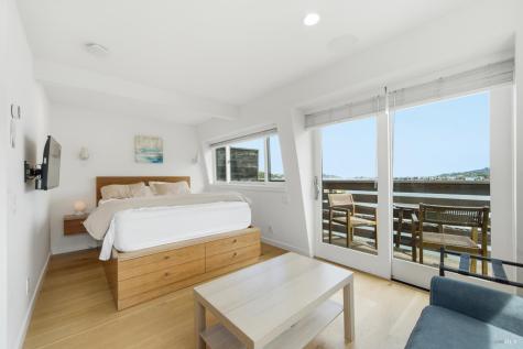 11 Commodore Marina Mill Valley CA 94941