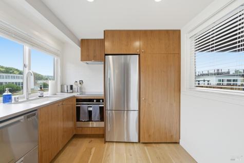11 Commodore Marina Mill Valley CA 94941