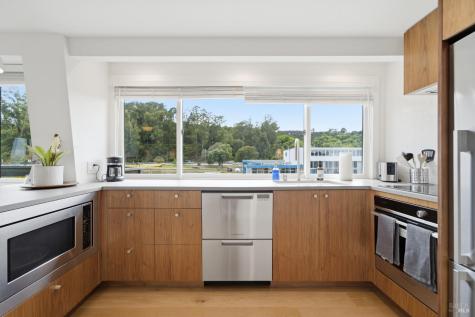 11 Commodore Marina Mill Valley CA 94941