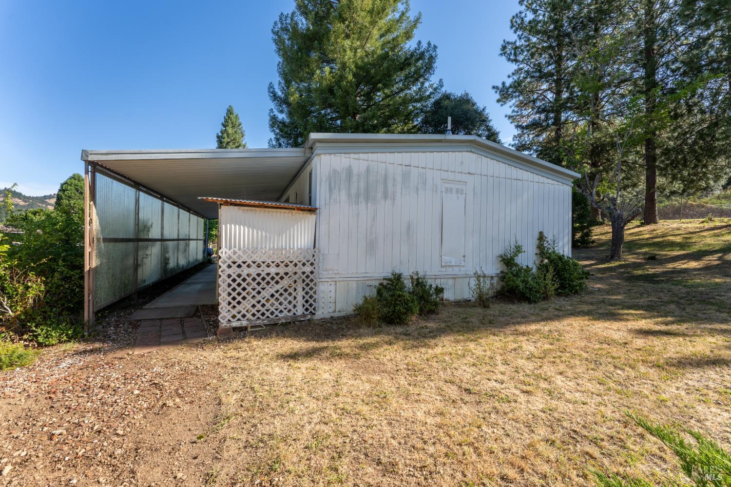 10755 Mobile Village Way Willits CA 95490