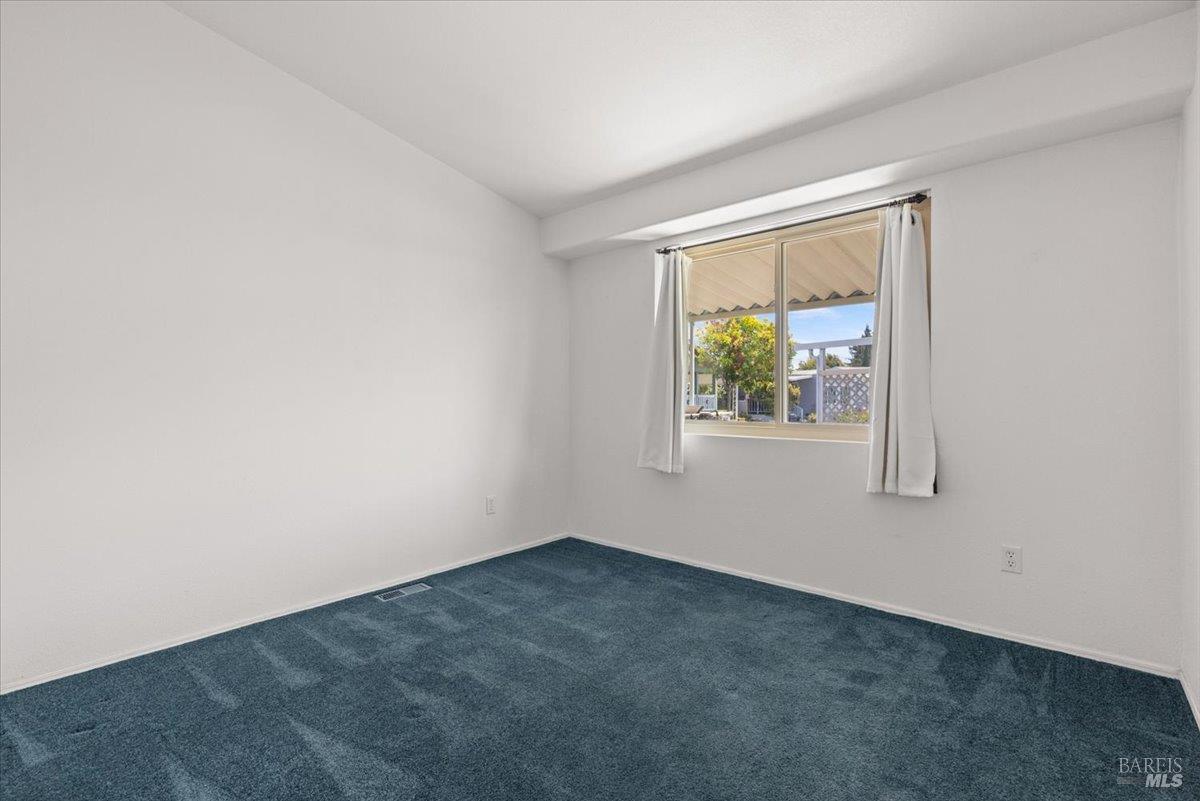 117 Oakwood Drive Petaluma CA 94954