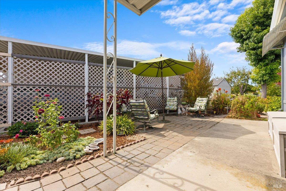 117 Oakwood Drive Petaluma CA 94954
