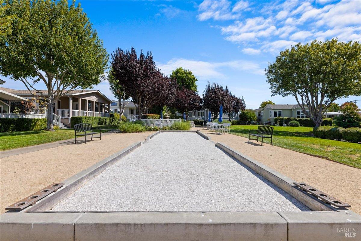 117 Oakwood Drive Petaluma CA 94954