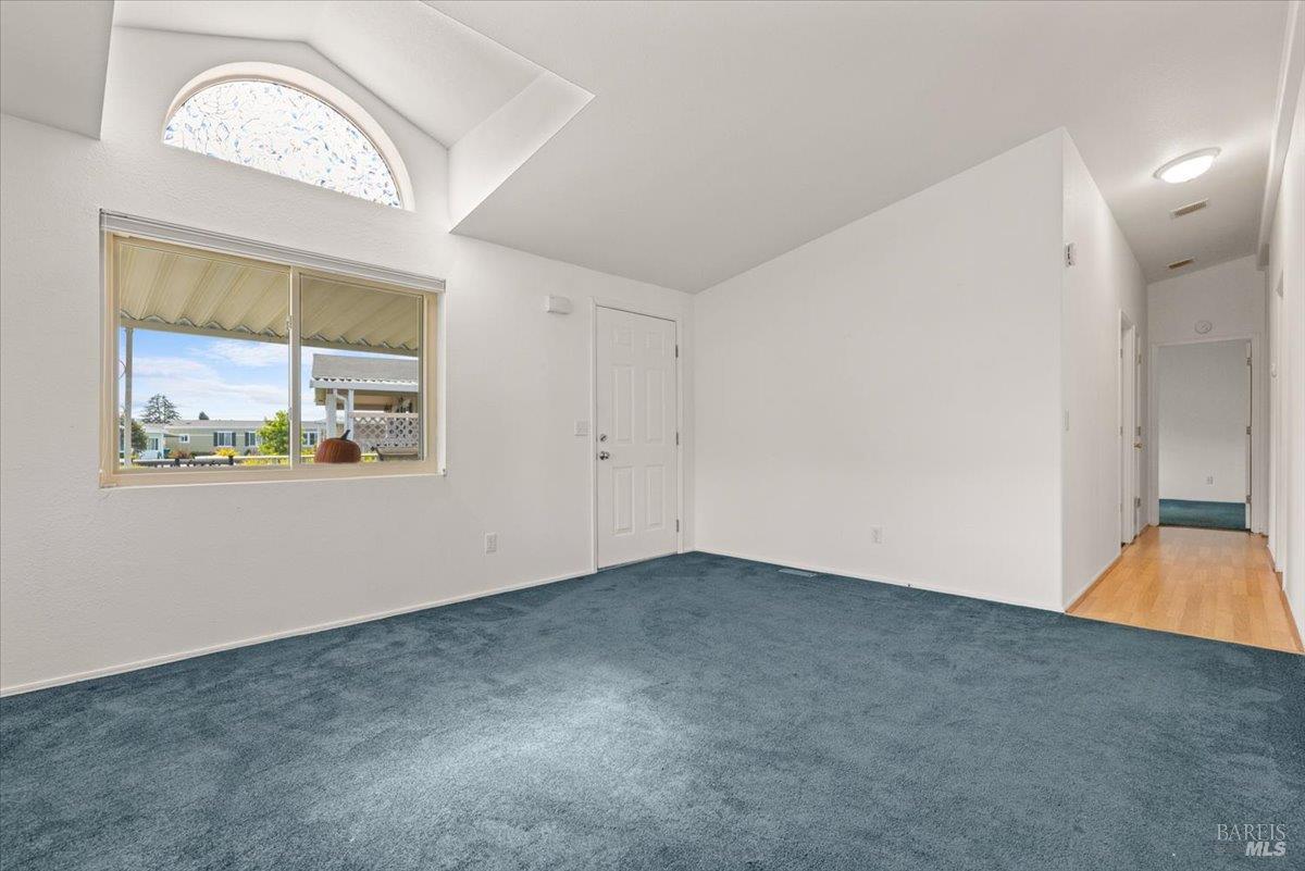 117 Oakwood Drive Petaluma CA 94954