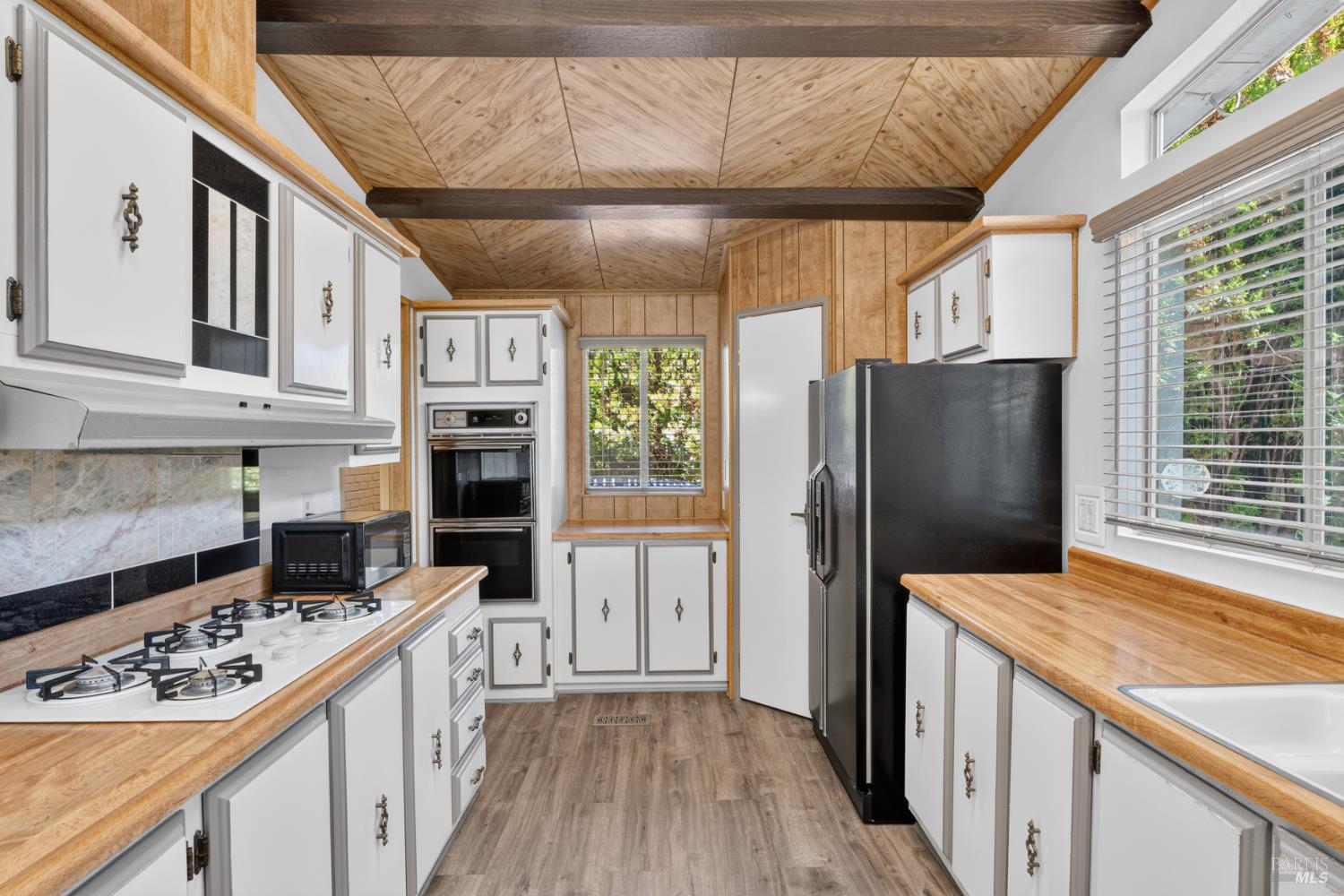 85 Malaga Court Ukiah CA 95482