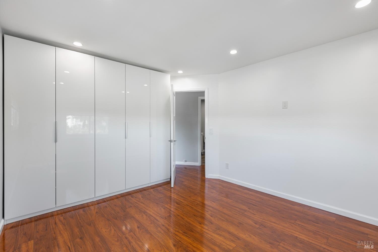 363 Glacier Way San Rafael CA 94903