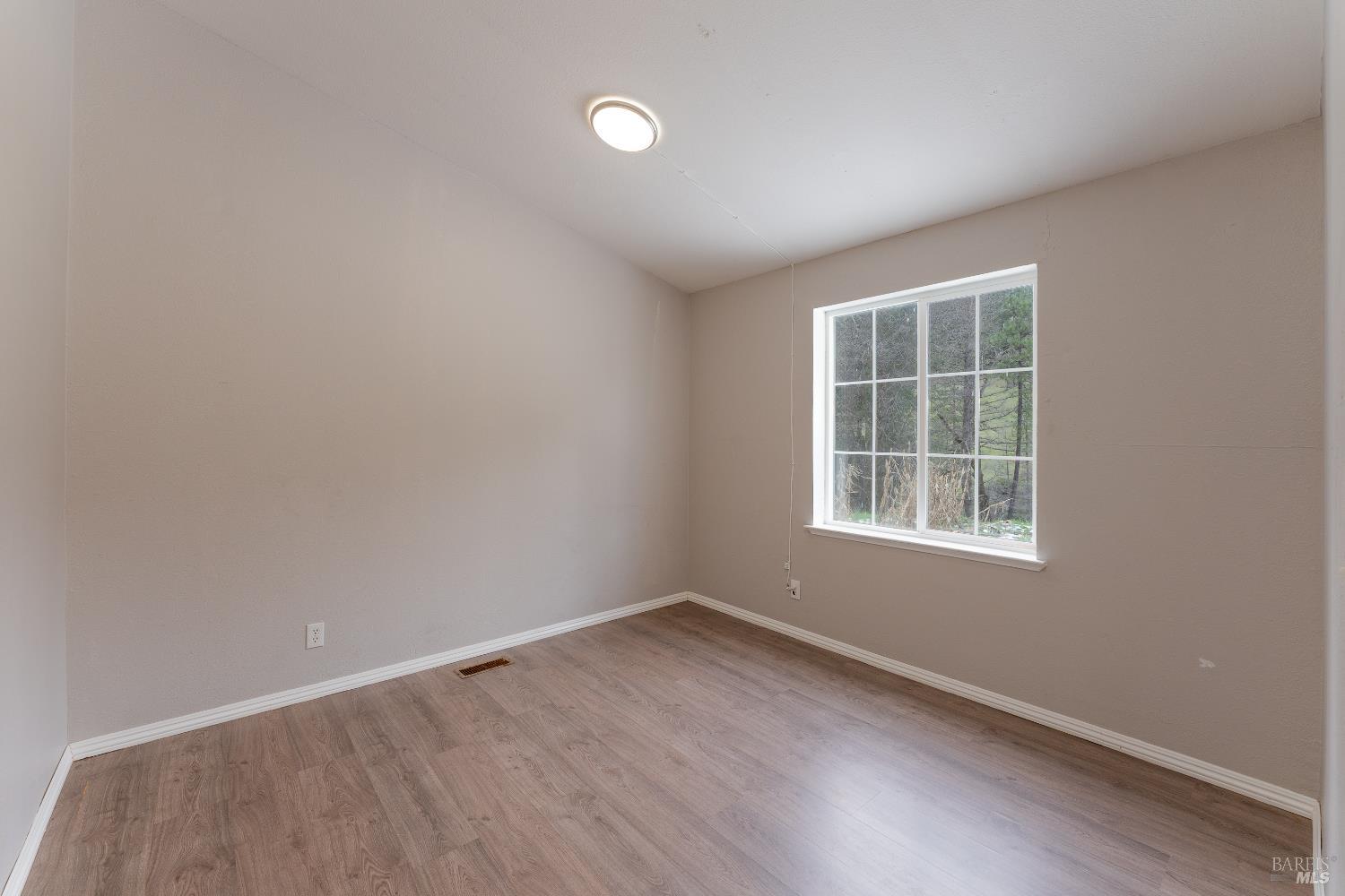 5751 Ridgewood Road Willits CA 95490
