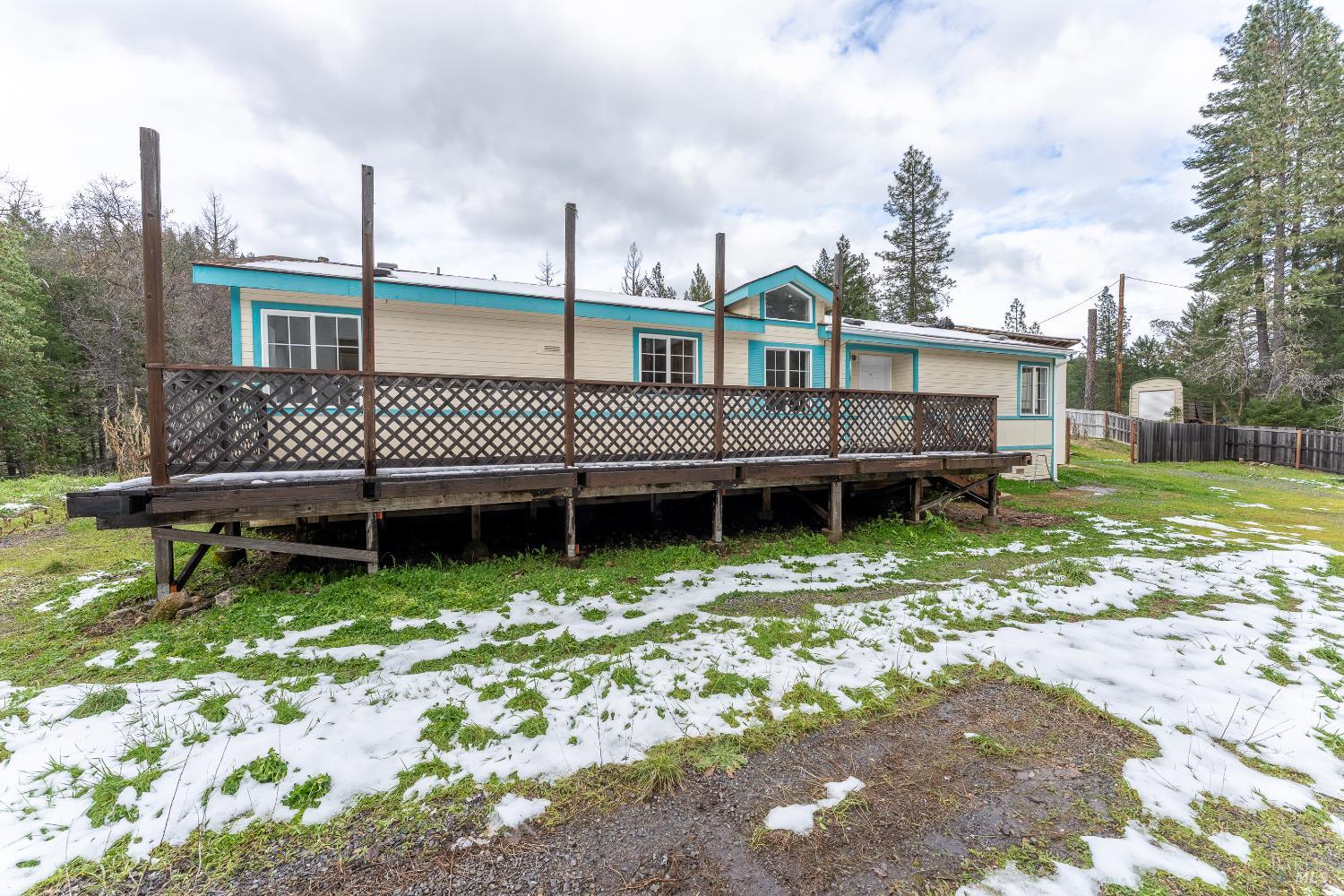 5751 Ridgewood Road Willits CA 95490