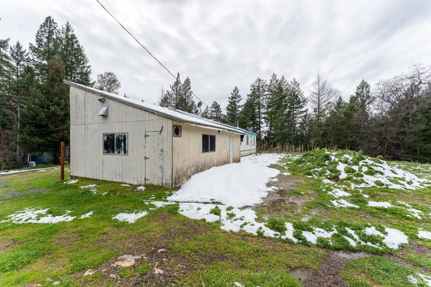 5751 Ridgewood Road Willits CA 95490