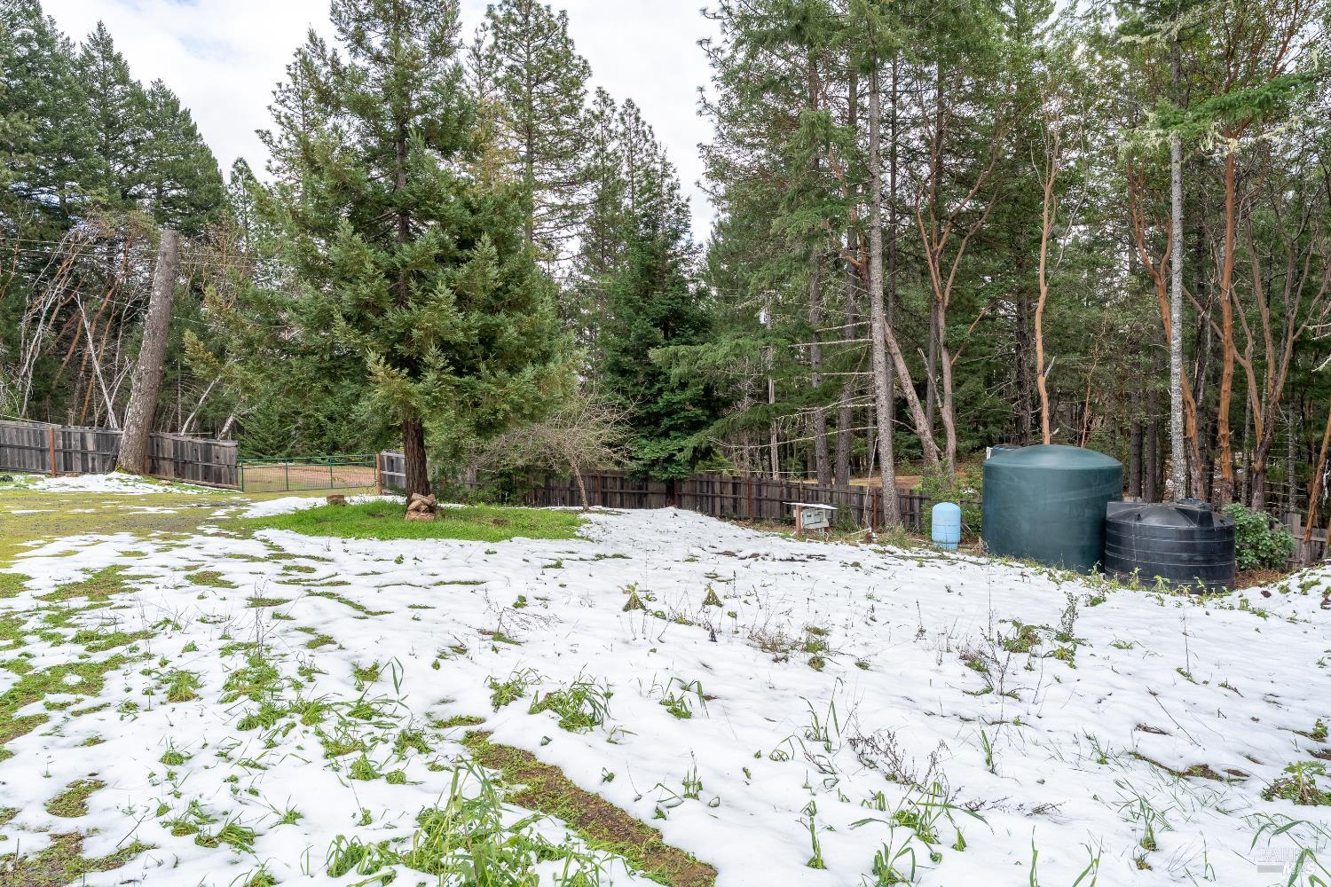 5751 Ridgewood Road Willits CA 95490