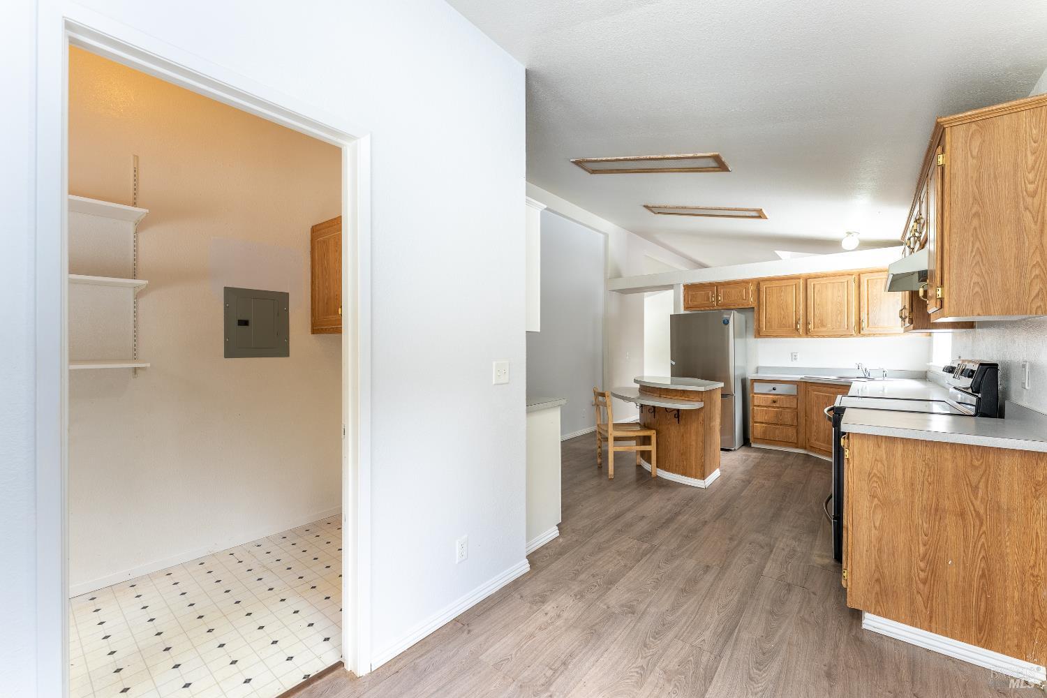 5751 Ridgewood Road Willits CA 95490
