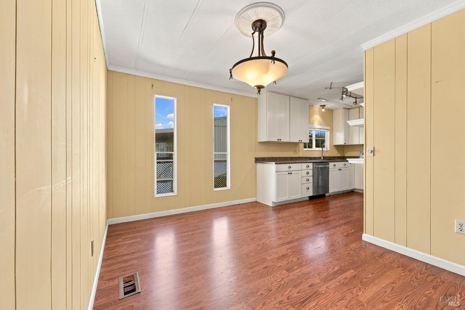 1037 Maple Drive Windsor CA 95492