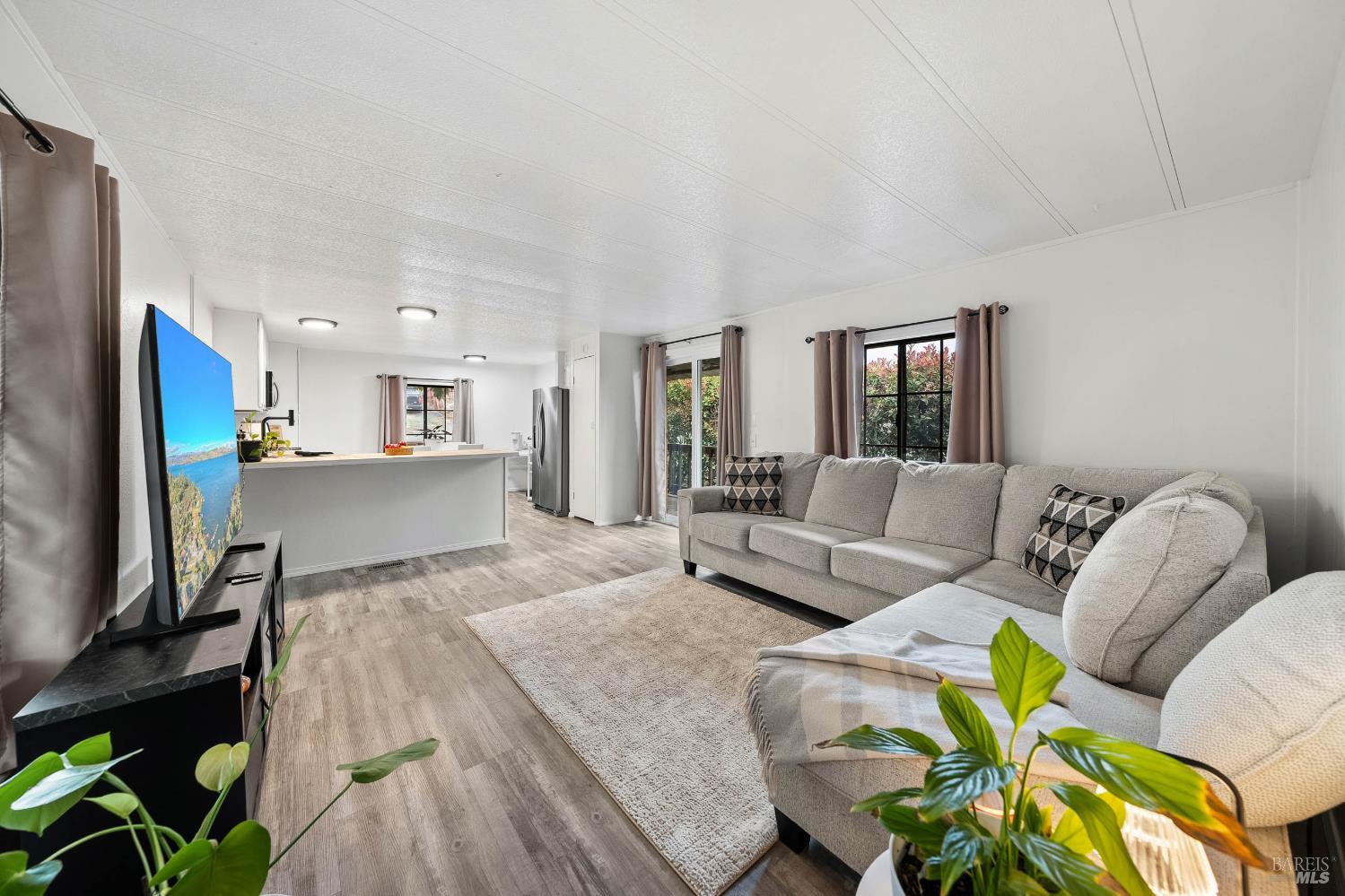 4174 4th Avenue Lakeport CA 95453