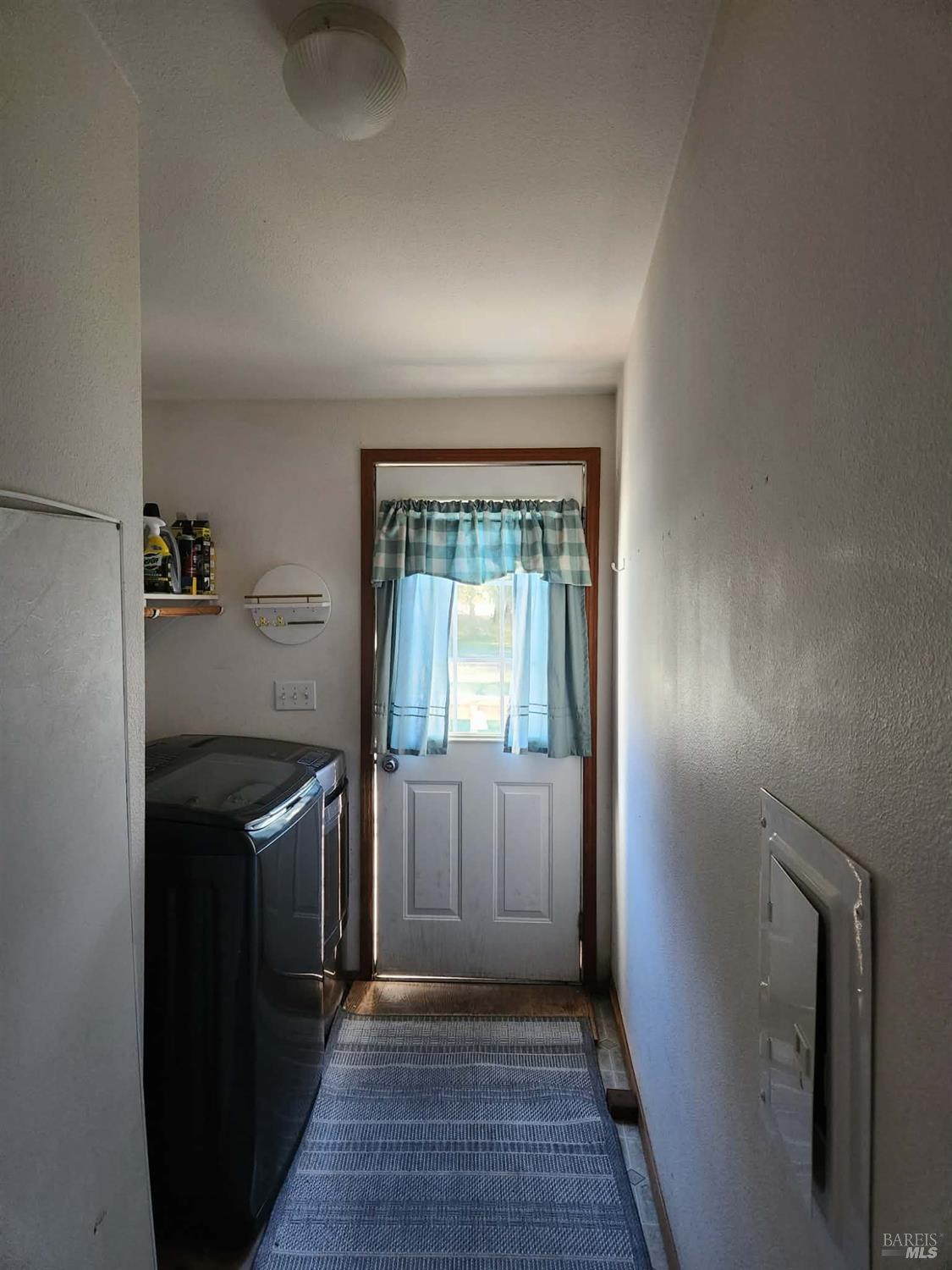19401 Walker Road Willits CA 95490