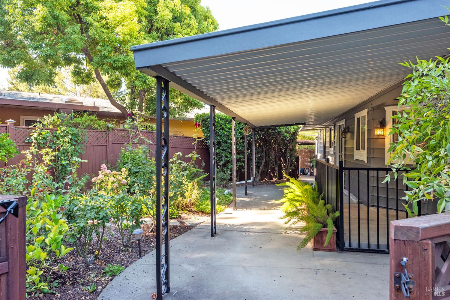 54 Laguna Seca Court St. Helena CA 94574