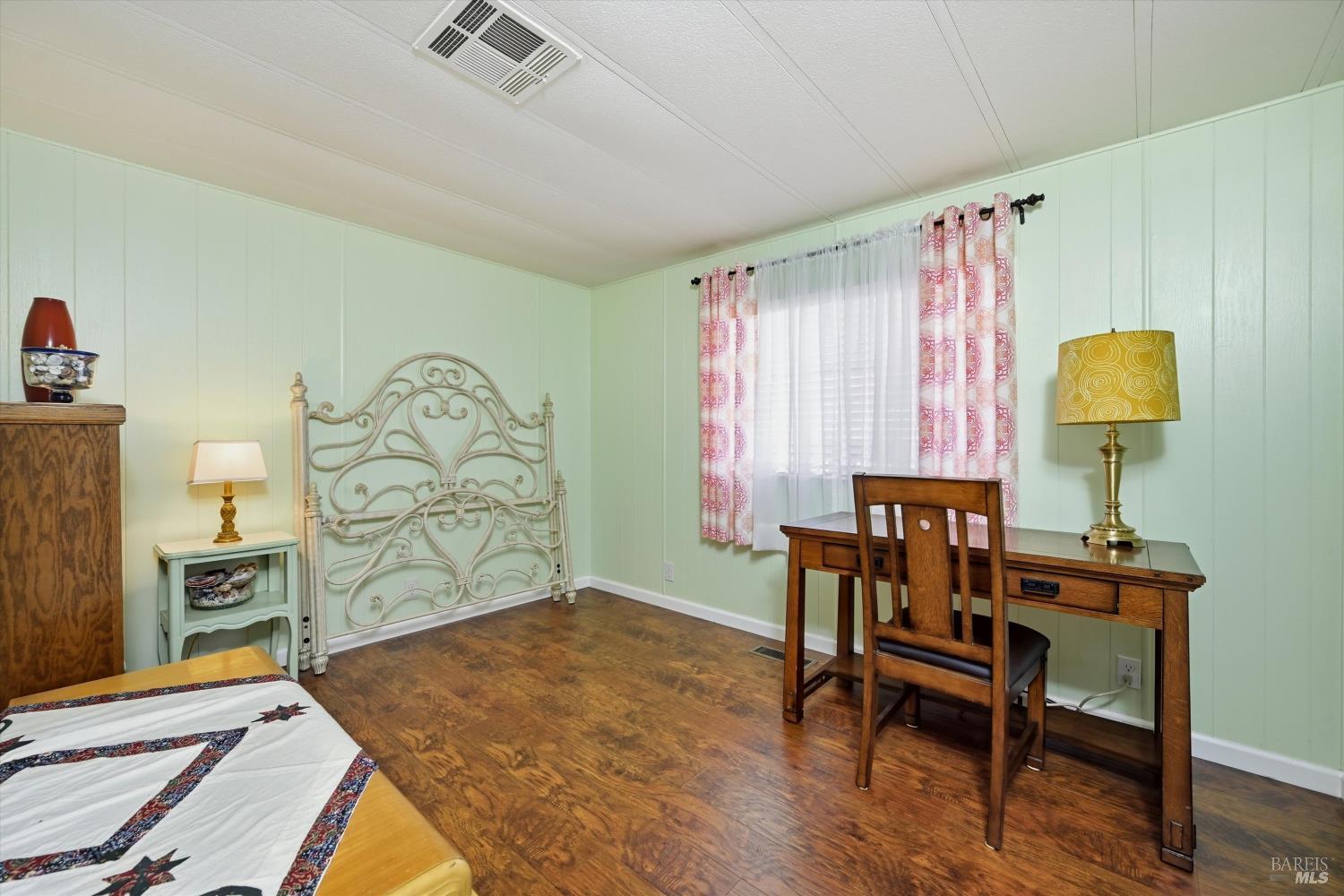 34 Magnolia Drive Calistoga CA 94515