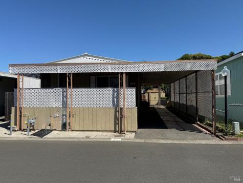 67 Leisure Park Circle Santa Rosa CA 95401