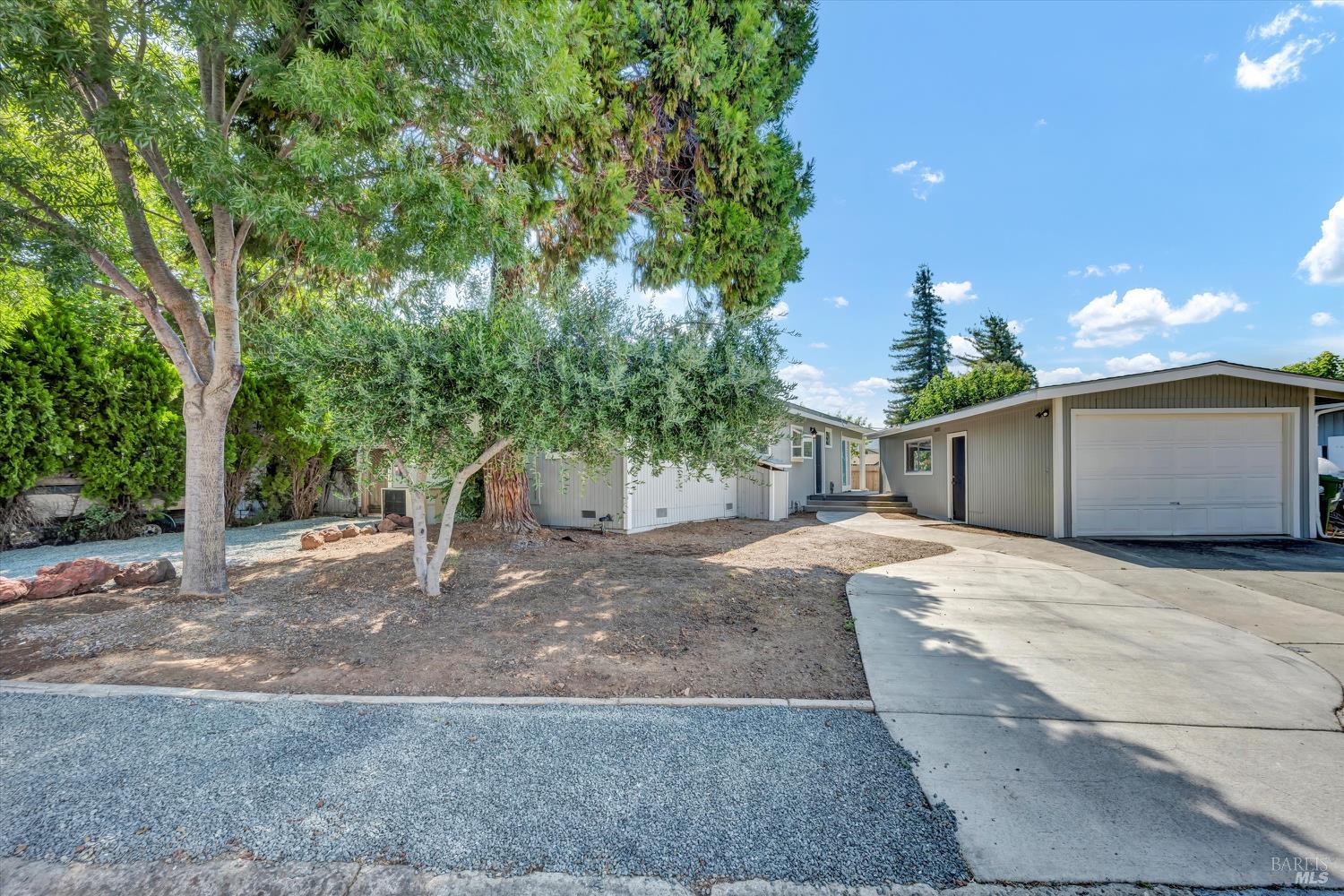12773 Island Circle Clearlake Oaks CA 95423