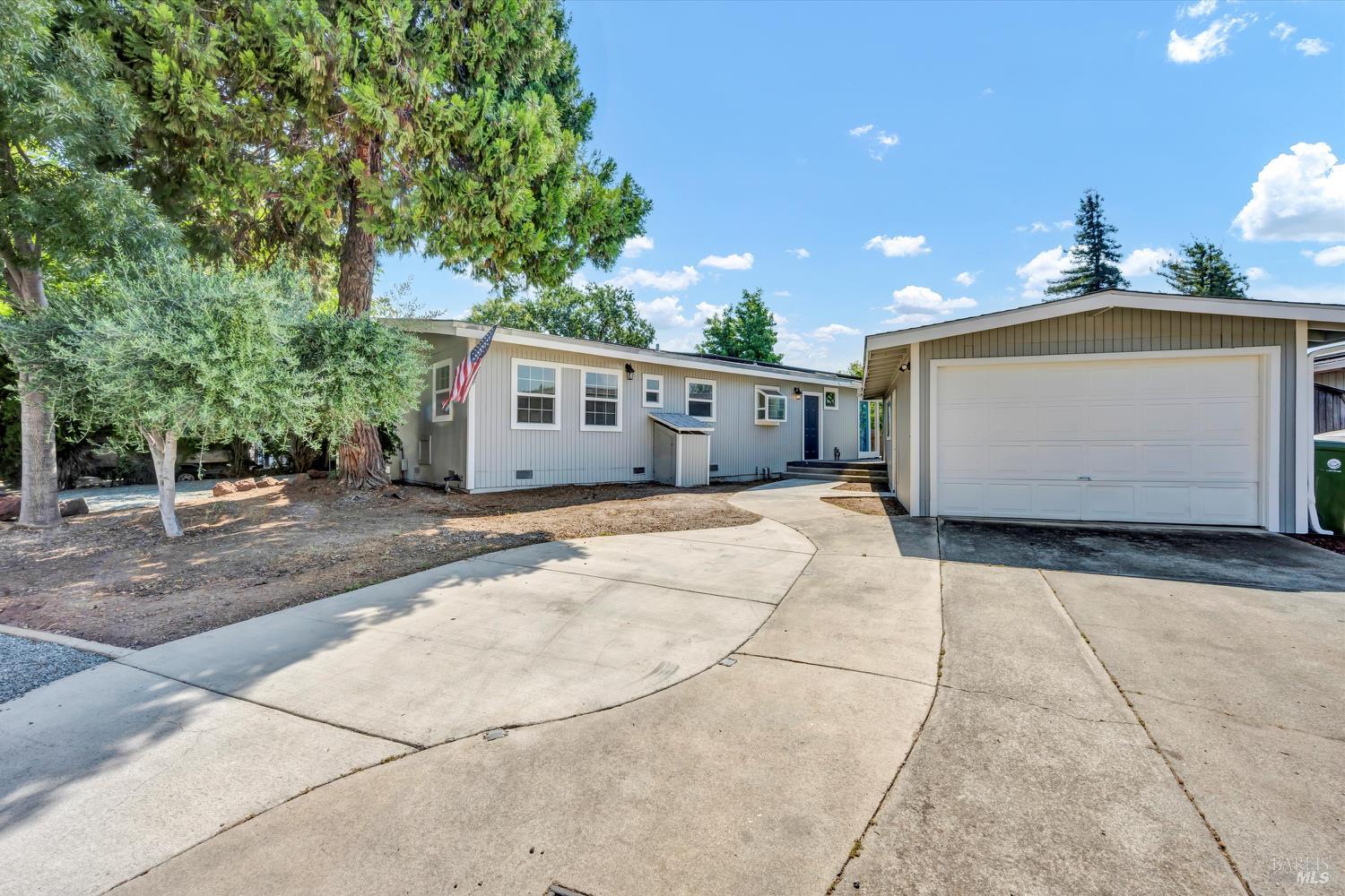 12773 Island Circle Clearlake Oaks CA 95423