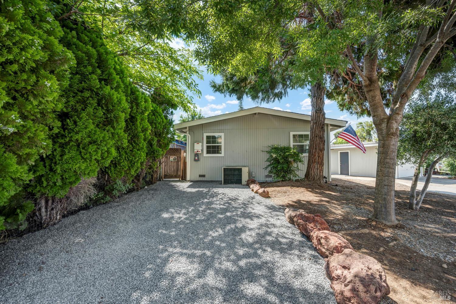 12773 Island Circle Clearlake Oaks CA 95423