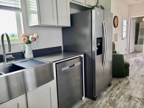 890 Rockwell Road Cloverdale CA 95425