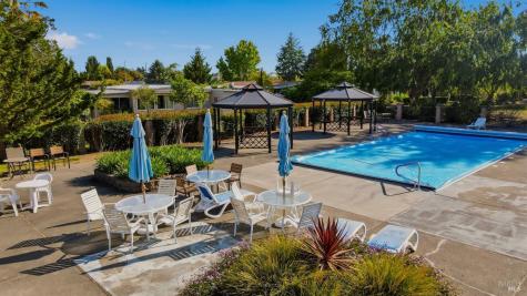 61 Westgate Circle Santa Rosa CA 95401