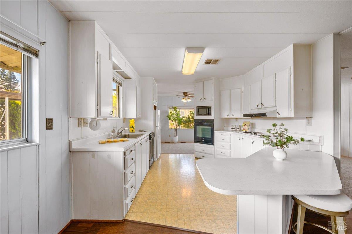 243 Parque Cabana Court Rohnert Park CA 94928
