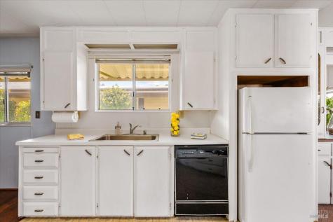 243 Parque Cabana Court Rohnert Park CA 94928