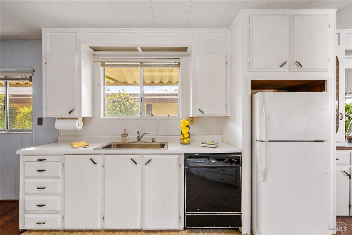 243 Parque Cabana Court Rohnert Park CA 94928
