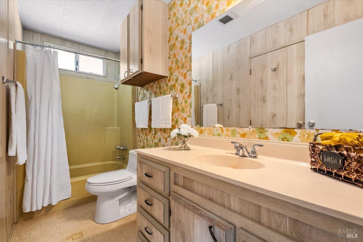 243 Parque Cabana Court Rohnert Park CA 94928
