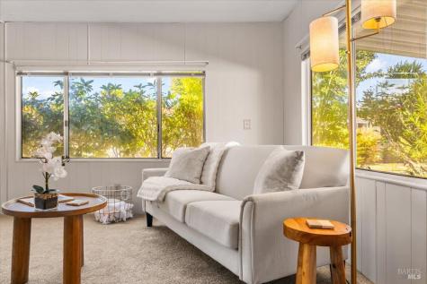 243 Parque Cabana Court Rohnert Park CA 94928