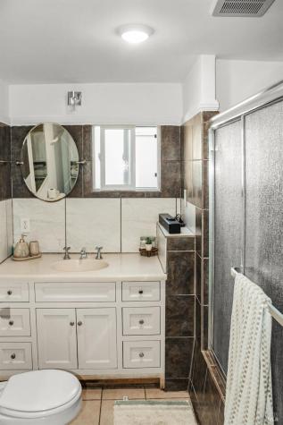 228 Yosemite Road San Rafael CA 94903