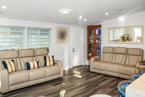 228 Yosemite Road San Rafael CA 94903