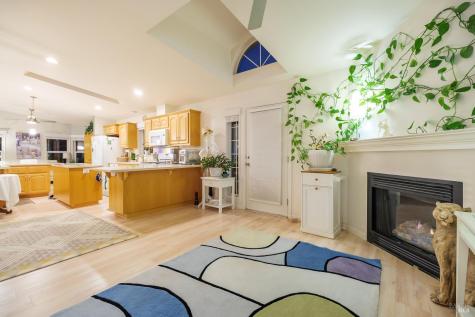 376 Glacier Way San Rafael CA 94903