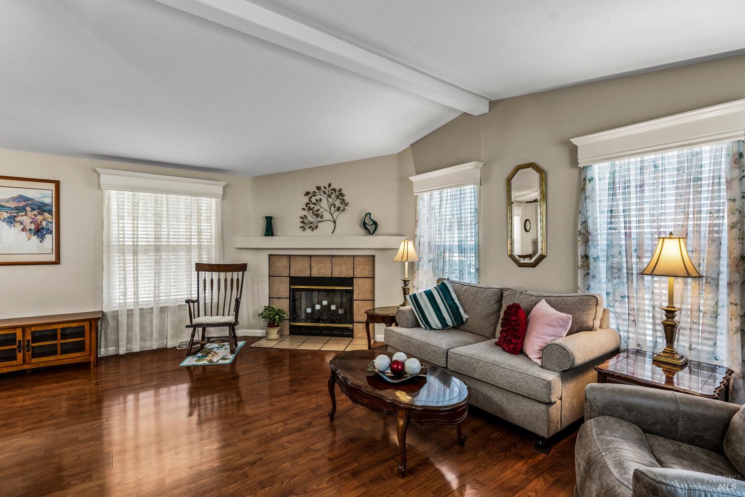 415 Oak Drive Napa CA 94558
