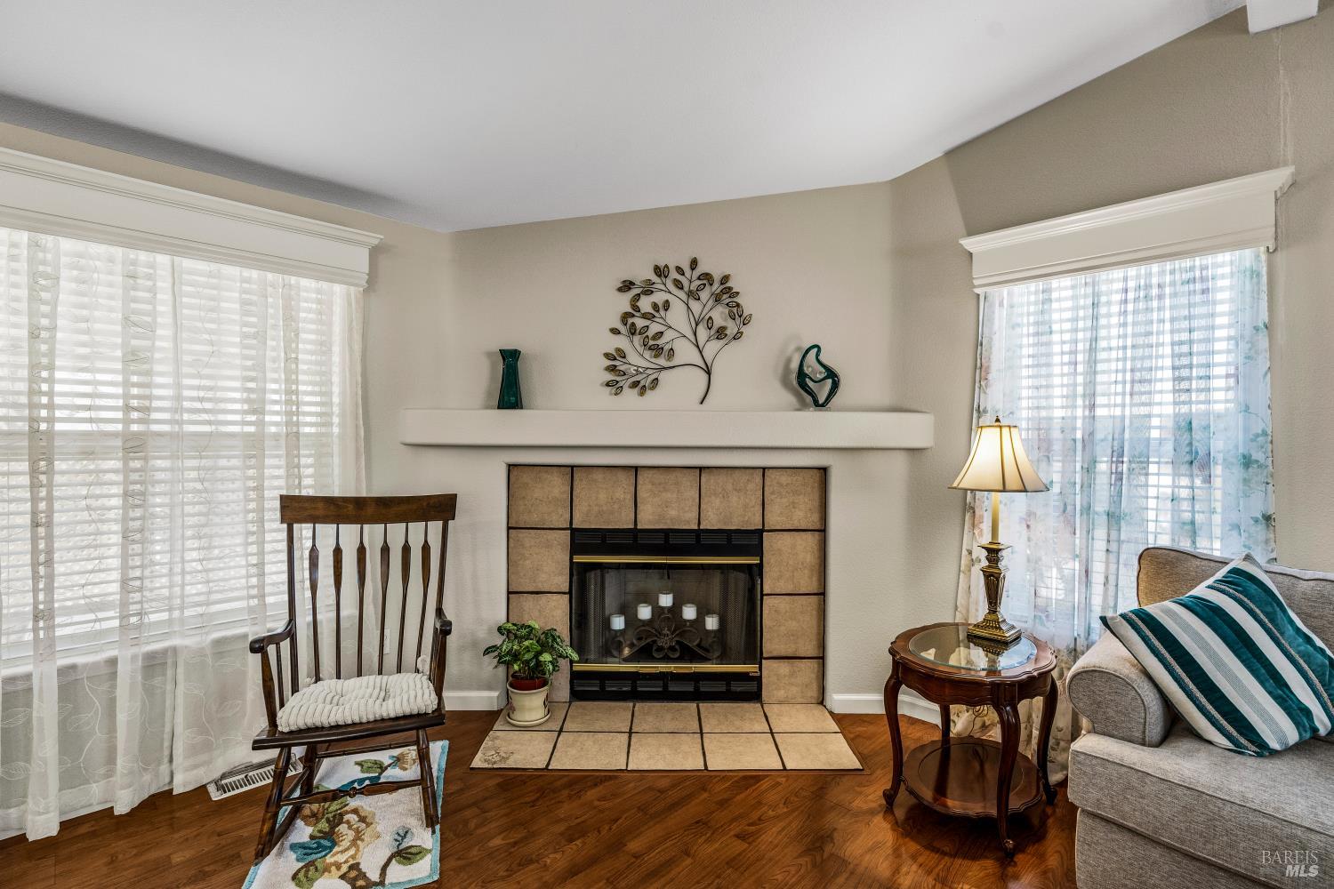 415 Oak Drive Napa CA 94558