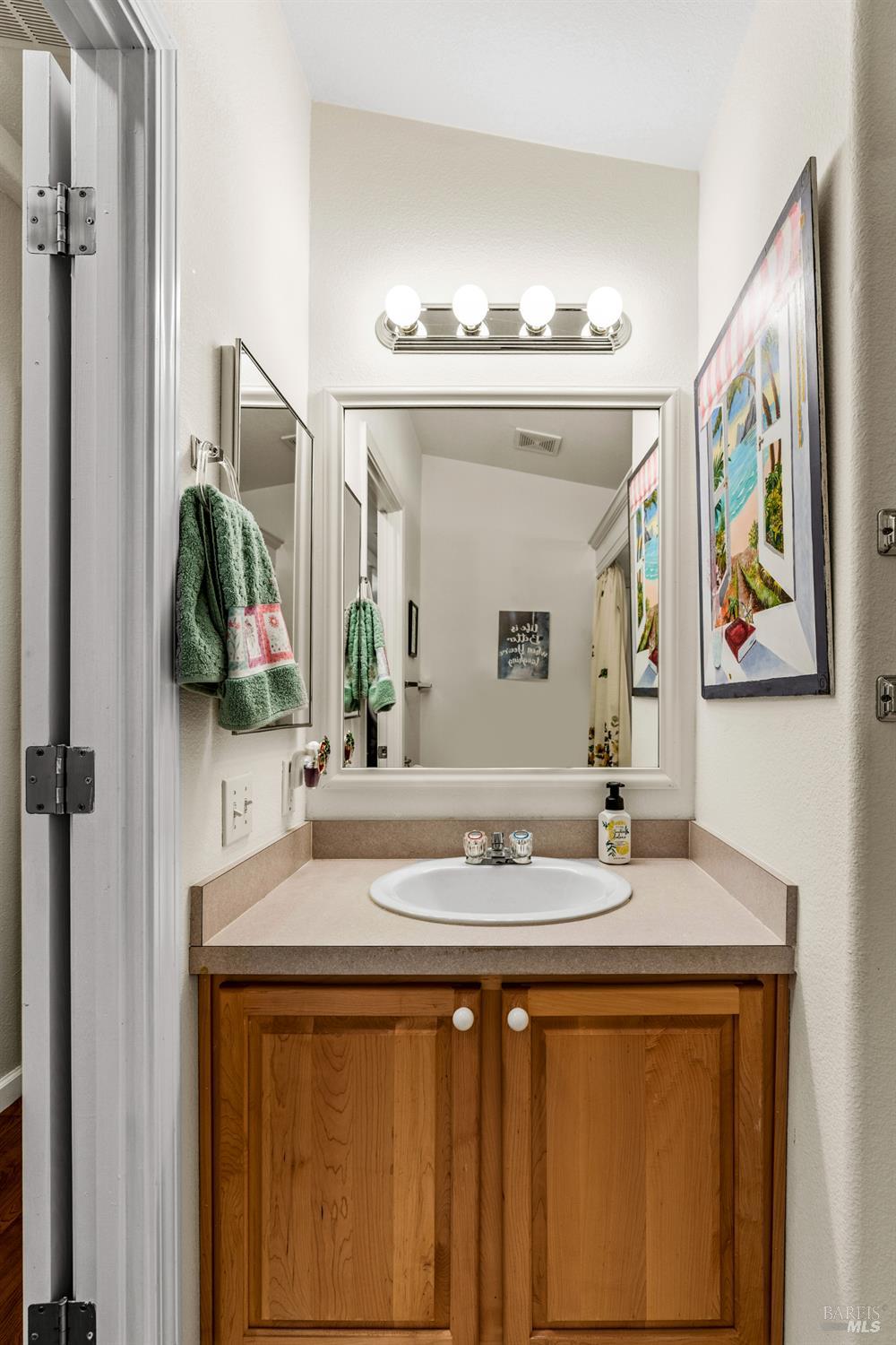 415 Oak Drive Napa CA 94558