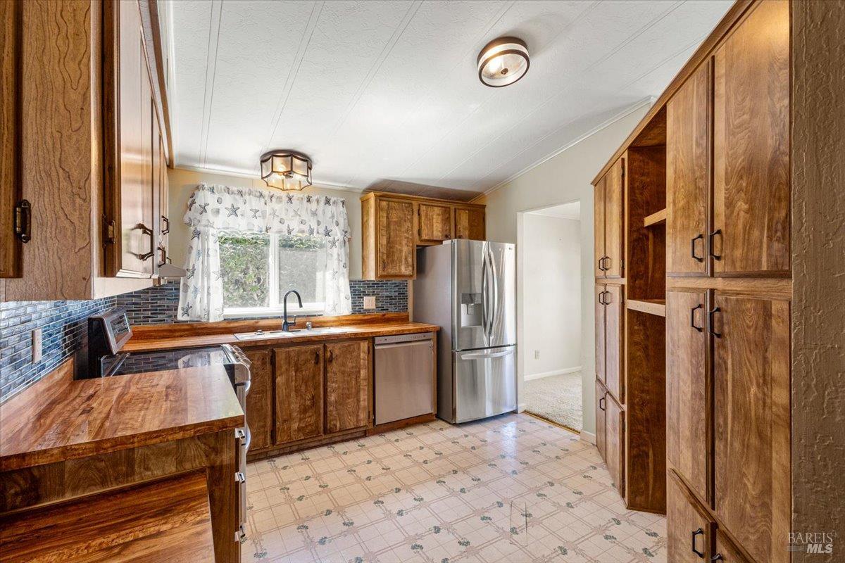1513 Florence Way Petaluma CA 94954