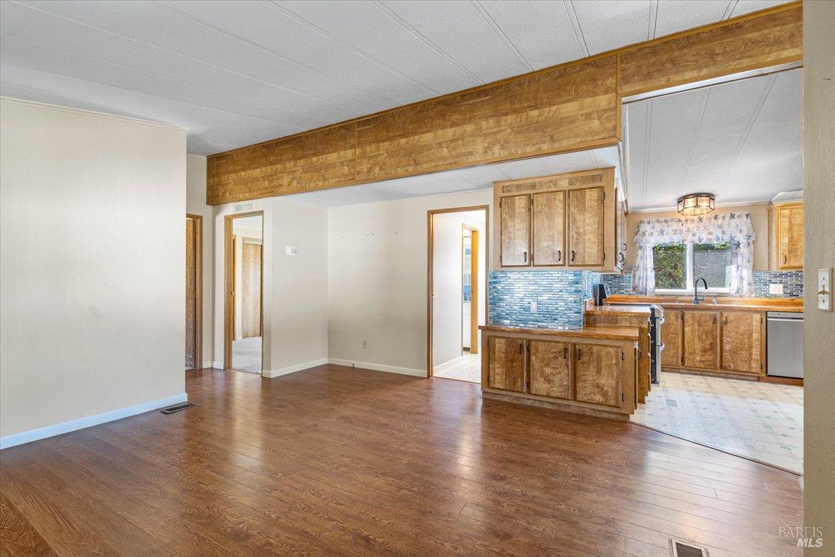 1513 Florence Way Petaluma CA 94954