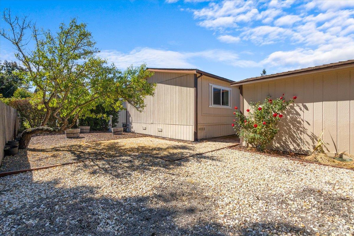 1513 Florence Way Petaluma CA 94954