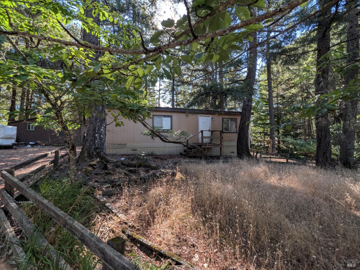 3955 Blackhawk Drive Willits CA 95490