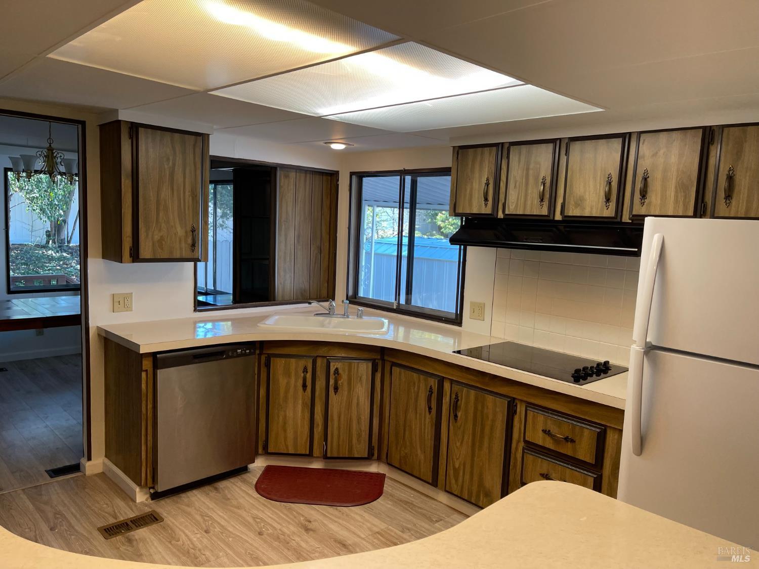 51 Michael Drive Petaluma CA 94954
