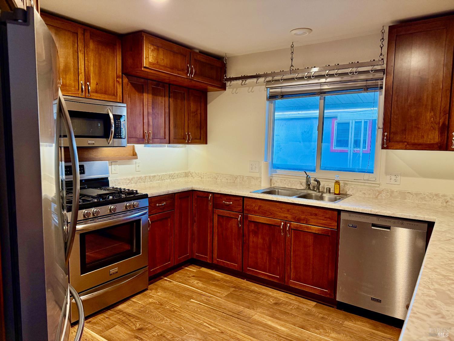 168 Shoreham Way Santa Rosa CA 95401