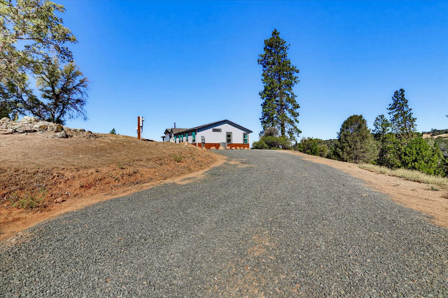 12220 Meadow View Way Rough And Ready CA 95975