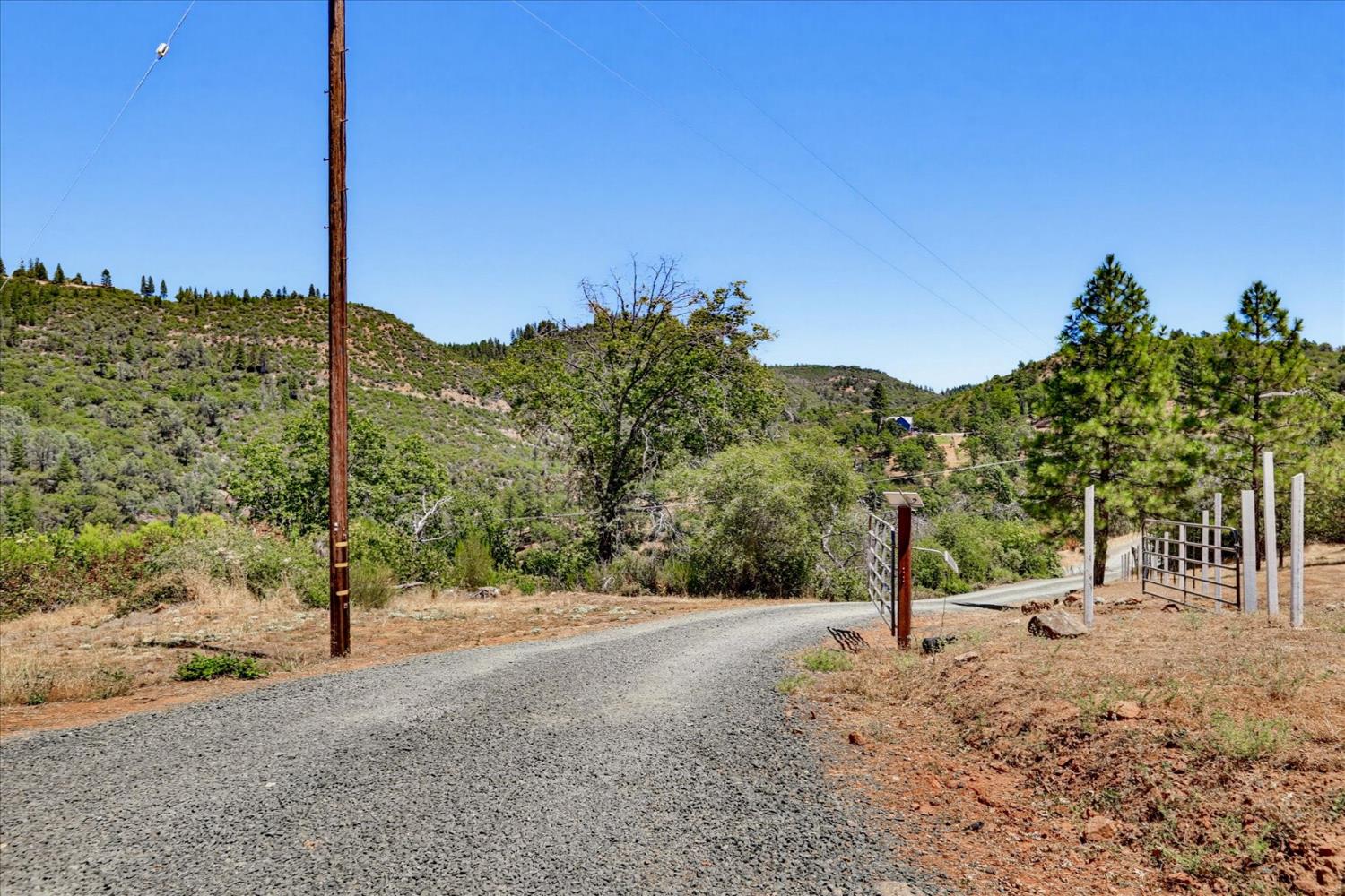 12220 Meadow View Way Rough And Ready CA 95975