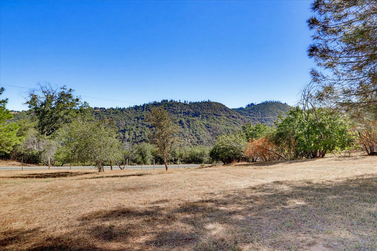 12220 Meadow View Way Rough And Ready CA 95975